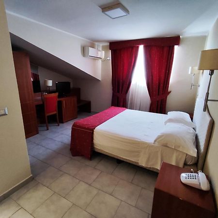 Pisani Hotel San Nicola La Strada Kültér fotó
