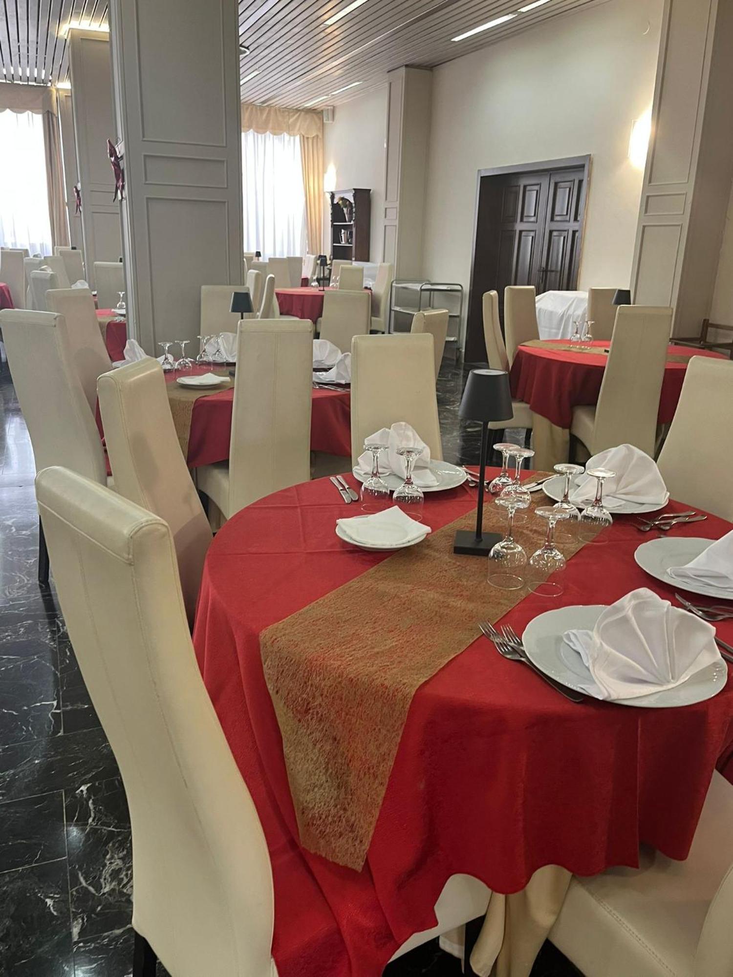 Pisani Hotel San Nicola La Strada Kültér fotó