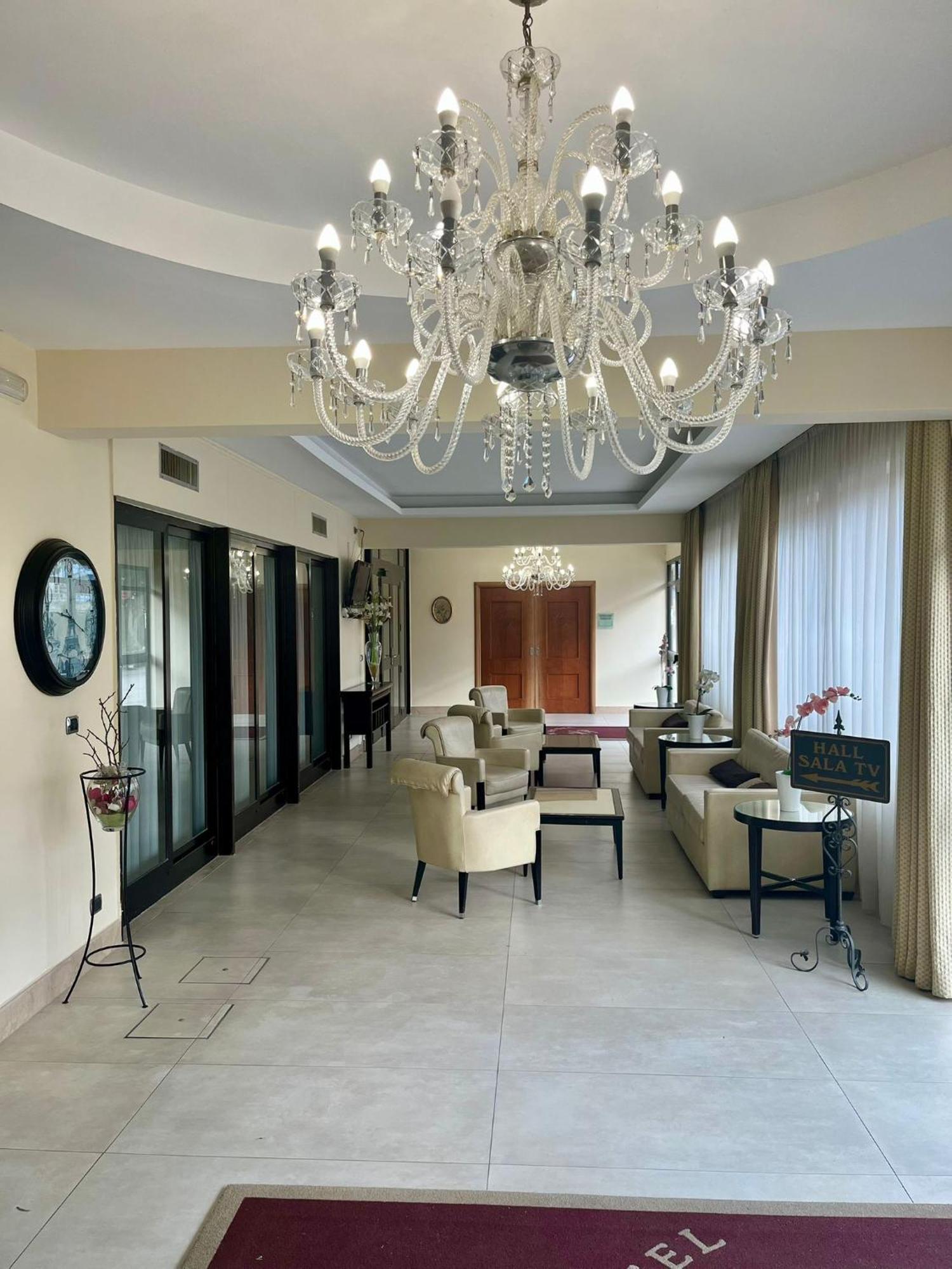 Pisani Hotel San Nicola La Strada Kültér fotó