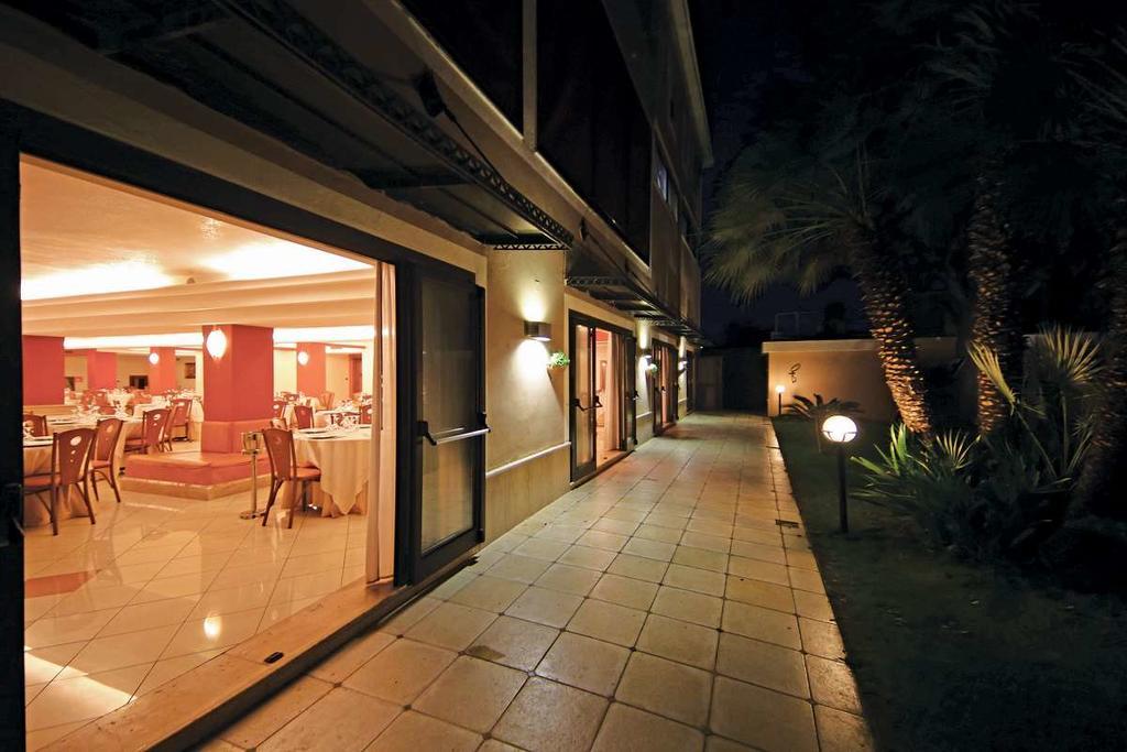 Pisani Hotel San Nicola La Strada Kültér fotó