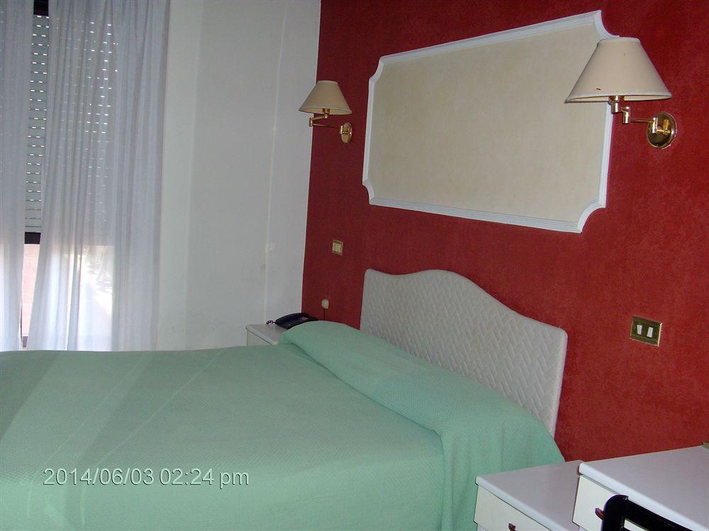 Pisani Hotel San Nicola La Strada Kültér fotó