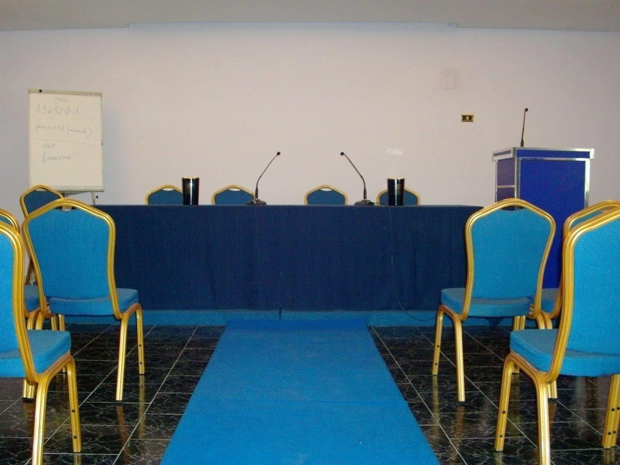 Pisani Hotel San Nicola La Strada Kültér fotó